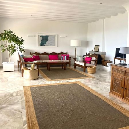 Beach House Set In A Beautiful Bay كاريستوس المظهر الخارجي الصورة