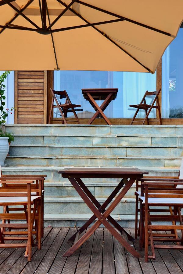 Beach House Set In A Beautiful Bay كاريستوس المظهر الخارجي الصورة