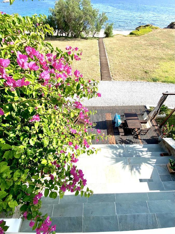 Beach House Set In A Beautiful Bay كاريستوس المظهر الخارجي الصورة